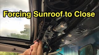 How to manually force a broken sunroof to close [upl. by Massarelli500]