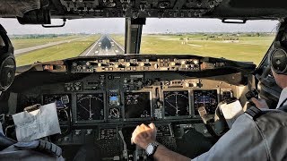 SMOOTH Landing COCKPIT Boeing 737800 Landing in Copenhagen Airport [upl. by Lisandra]