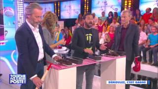 Nabilla reine du démoulage de cake dans TPMP [upl. by Luther]