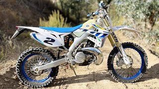 Electric Start 300cc Offroad Two Stroke 2021 TM 300en  Dirt Bike Magazine [upl. by Frodine]