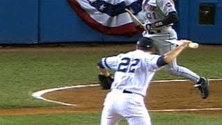 2000WS Gm2 Clemens throws bat in direction of Piazza [upl. by Ileray]