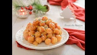 Pignolata o cicerchiata calabrese di Struffoli  dolci di Natale e Carnevale  Ricette che Passione [upl. by Hras70]