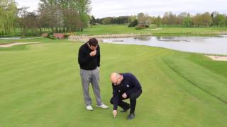 How to correctly repair a pitchmark [upl. by Oitaroh]