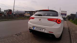 Alfa Romeo Giulietta 14 Multiair Start Up  Sound [upl. by Naedan]