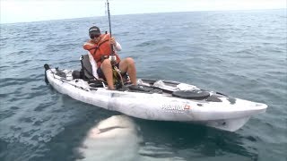 Pesca tiburon desde kayak impresionante [upl. by Ainna]