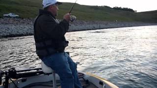 Fishing the Missouri River Garrison Dam Tailrace 2012wmv [upl. by Mateya]