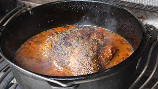 Wildschweinkeule mit Brezenknödel und PreiselbeerRotkohl [upl. by Nerual]