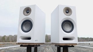 Review The Jamo S803 Bookshelf Loudspeakers [upl. by Balkin]