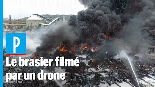 Incendie à Rouen  le brasier de lusine Lubrizol filmé par un drone [upl. by Server]