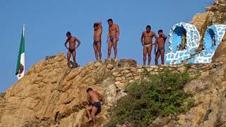 Cliff Divers Acapulco Mexico Shore Excursion  La Quebrada Acapulco Cliff Divers [upl. by Analrahc]